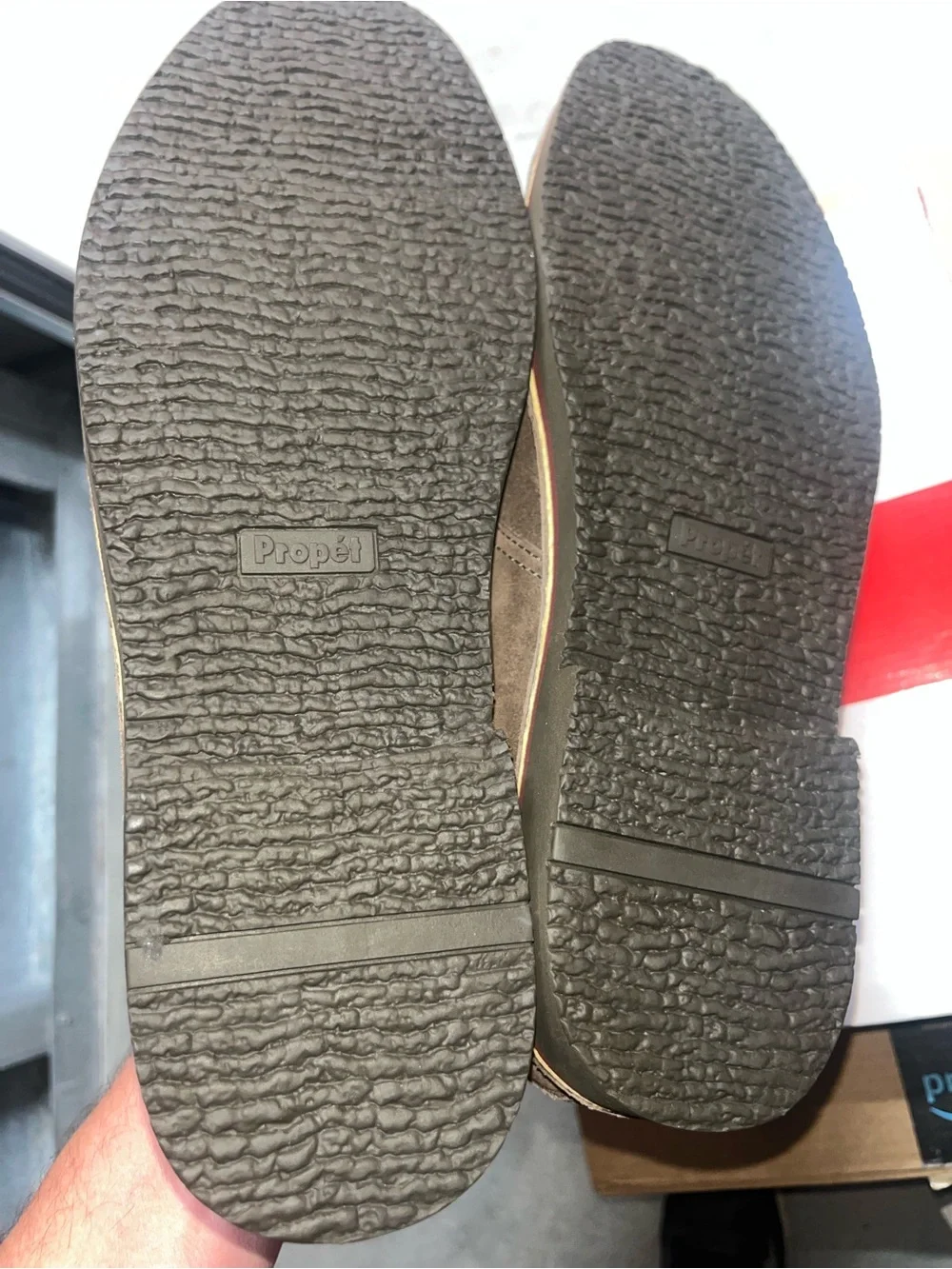Propet Men's shoes brand new